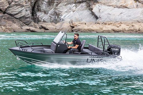 Човен UMS 485 СC: неперевершена продуктивність на воді та максимальний комфорт використання Фото №3
